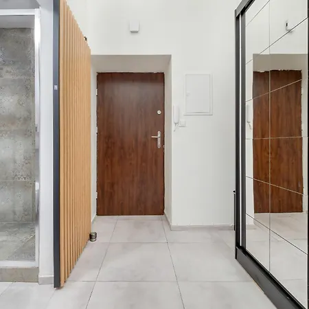 Апартаменты Plocka Comfortable & Modern By Renters