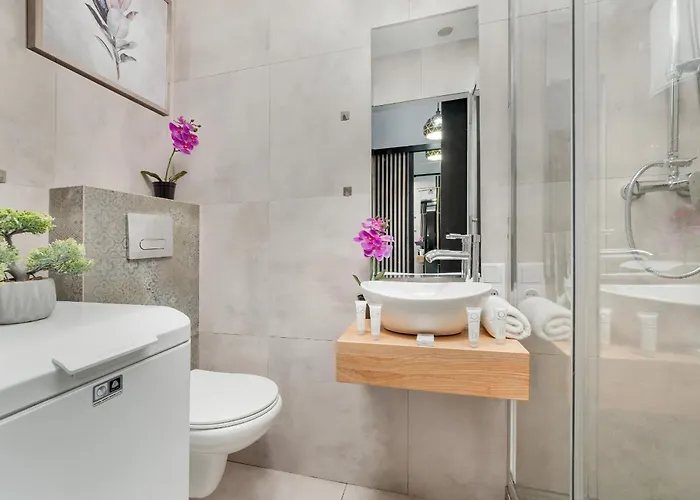 Plocka Comfortable & Modern By Renters Διαμέρισμα Λοτζ